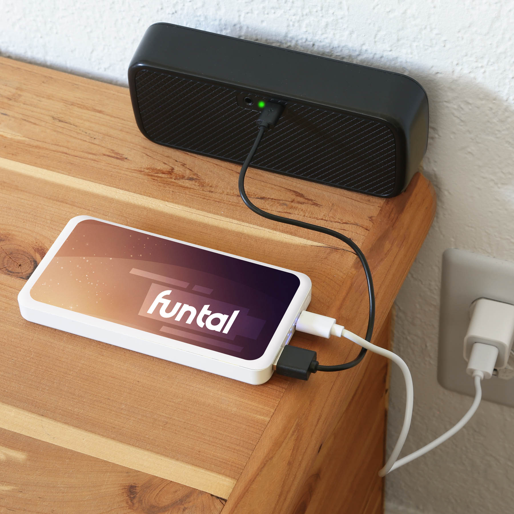 Power Play 10K Power Bank 1