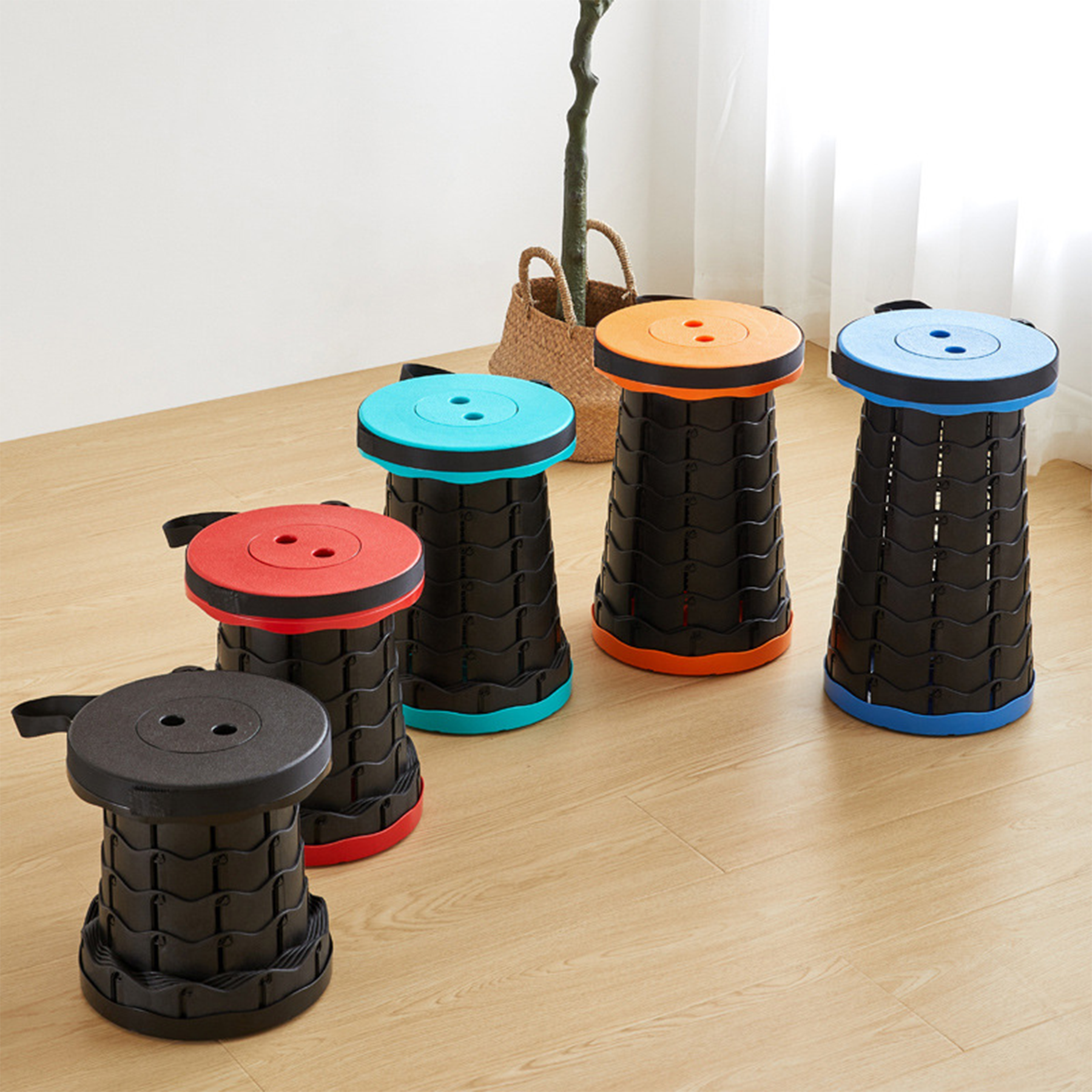 Retractable Stool Portable Folding Chair 1