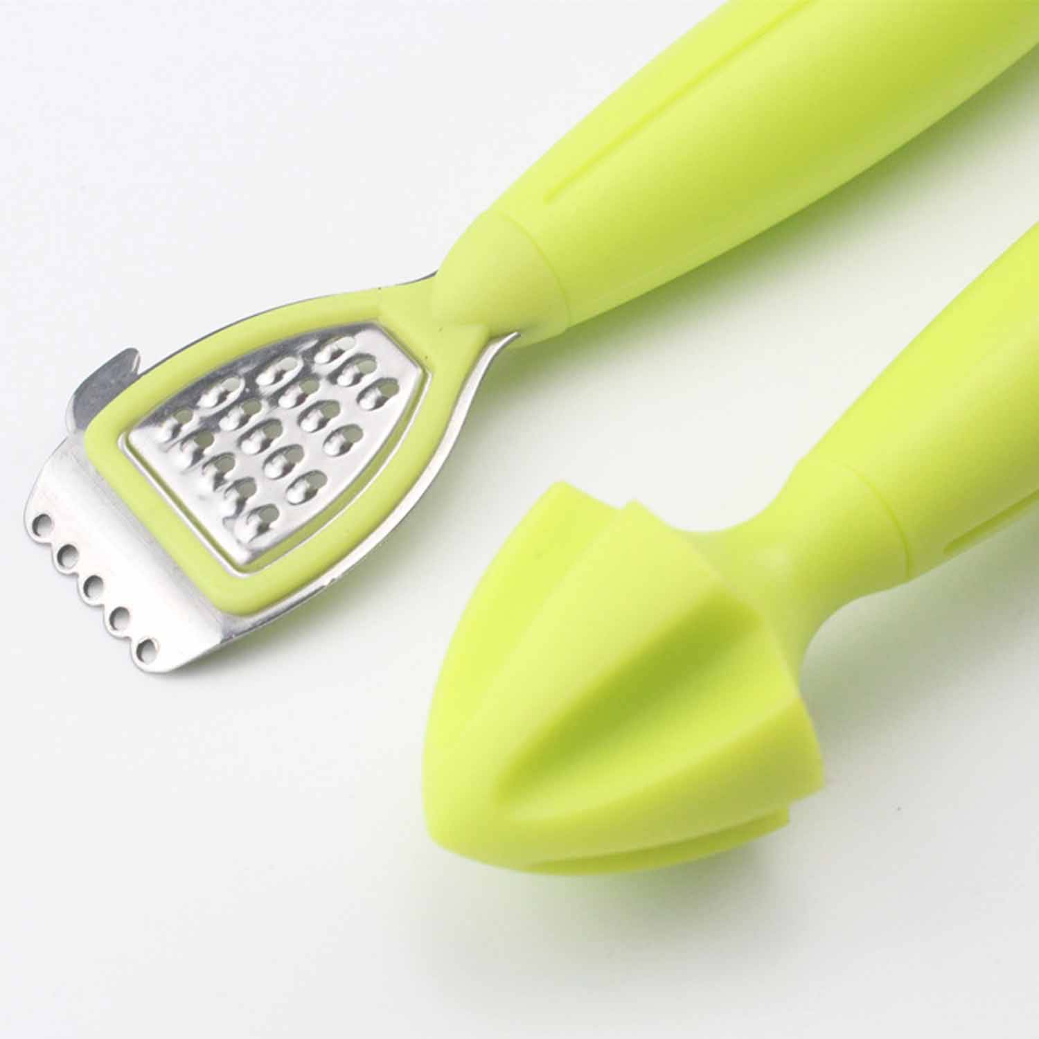 2-in-1 Comfort Grip Grater Juice Press 3