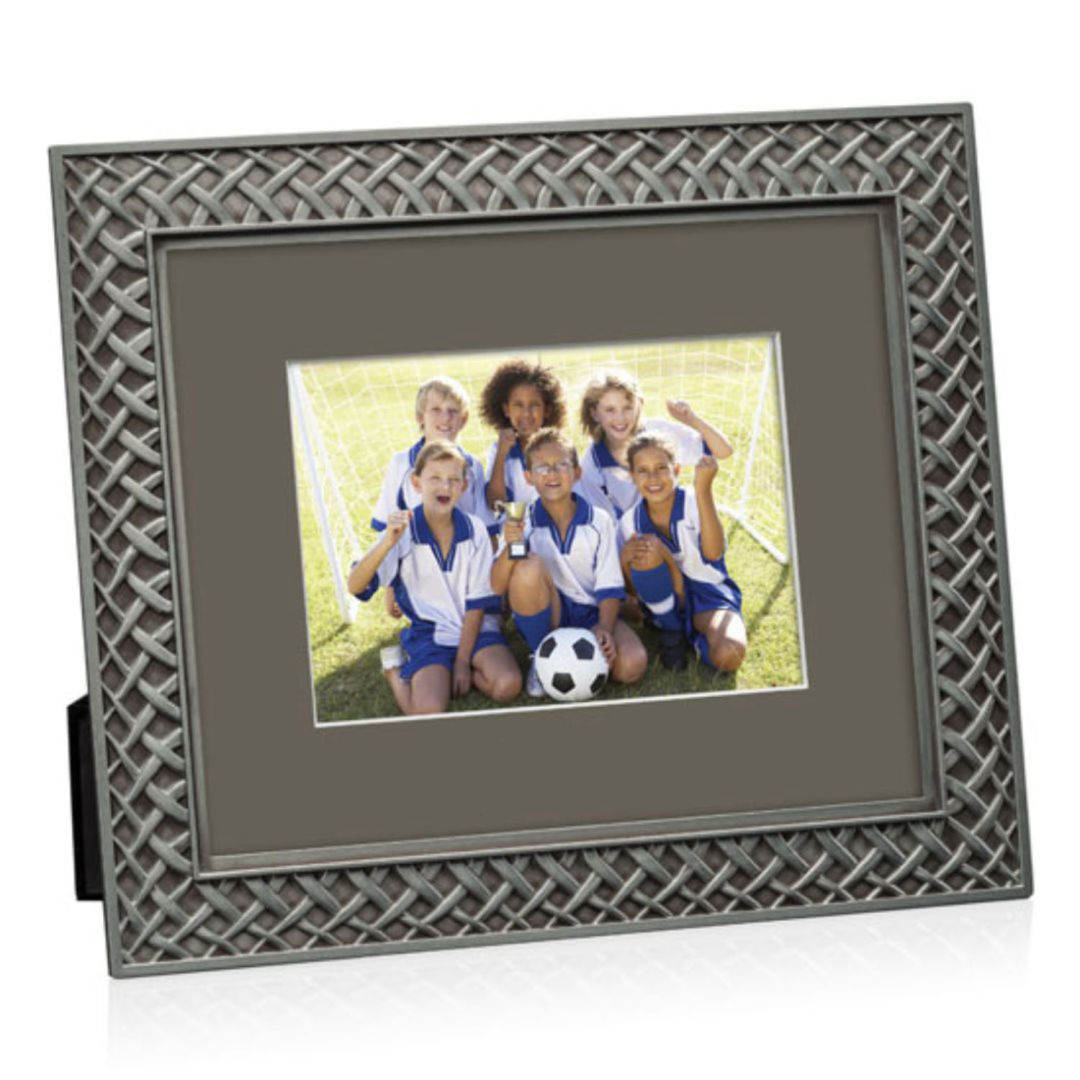 Camilla Frame 19
