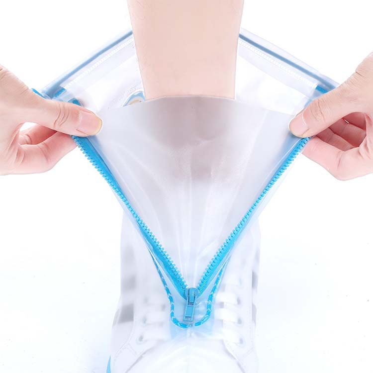 PVC Waterproof Shoe Covers 3