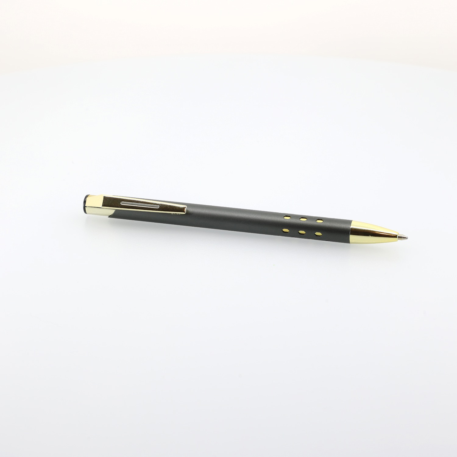 Souvenir® Armor Gold Pen 4