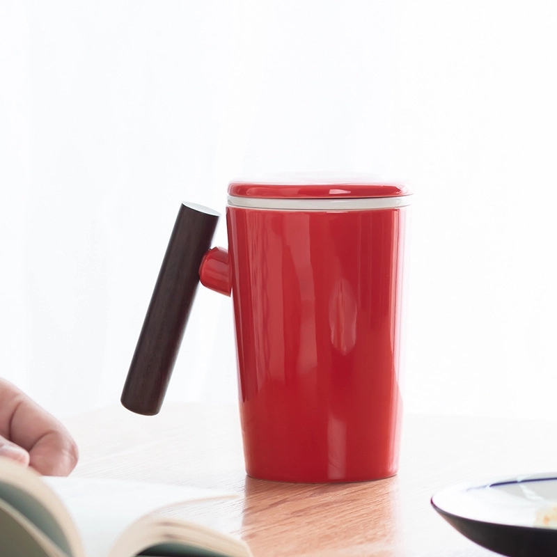 Wooden Handle Creative Water Cup with Lid 2