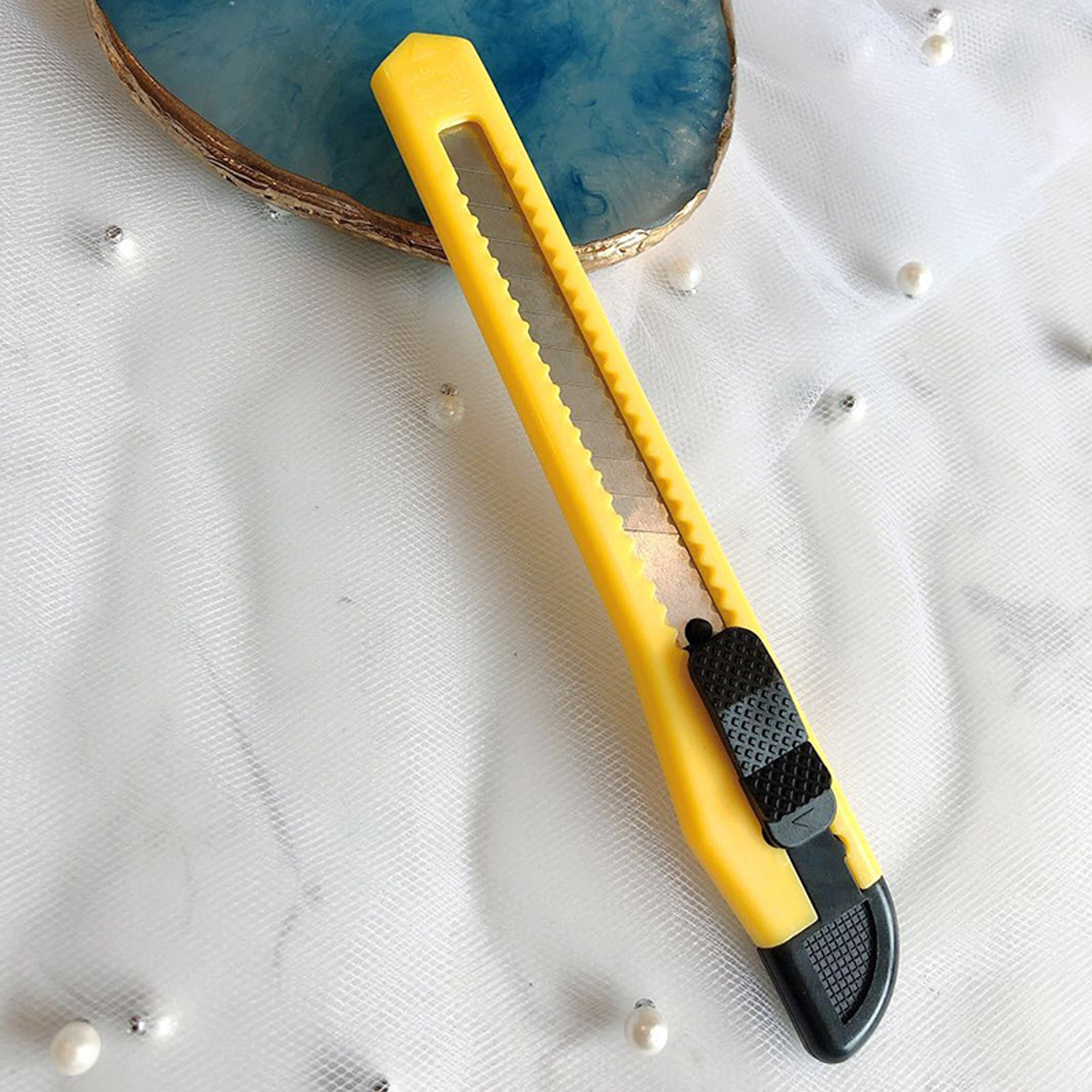Utility Knife 10