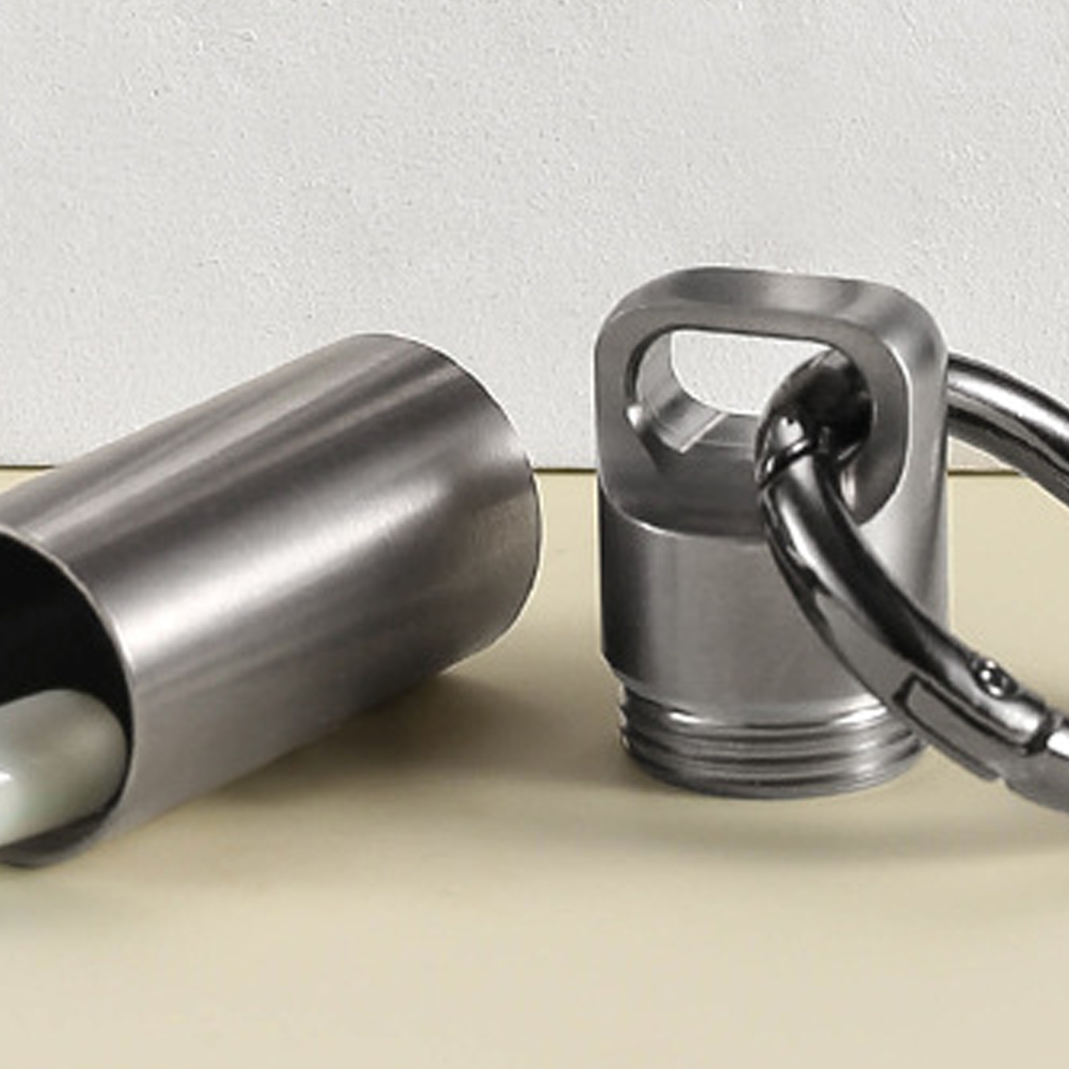 Portable Pure Titanium Pill Bottle 4