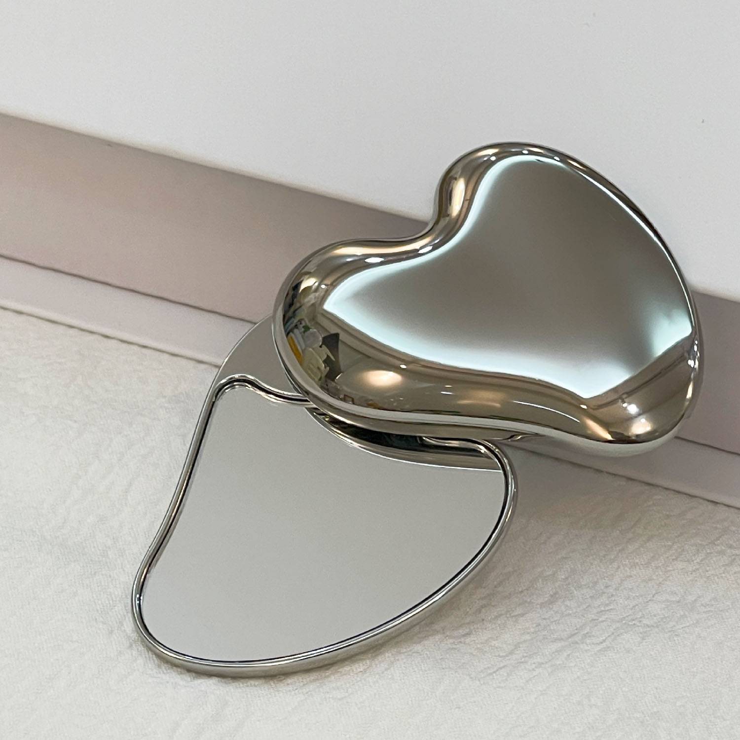 Mini Metal Foldable Makeup Mirror w/ Magnifier 2