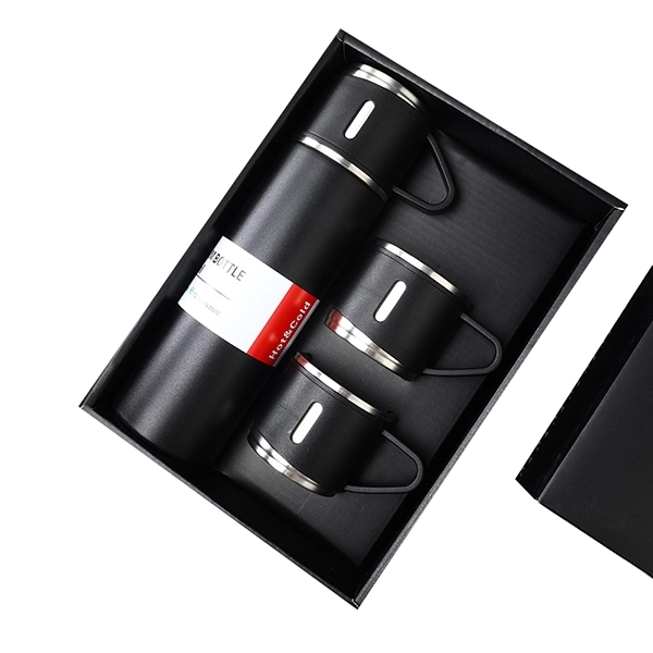 16.9oz Vacuum Insulated Bottle with 3 Cups 1