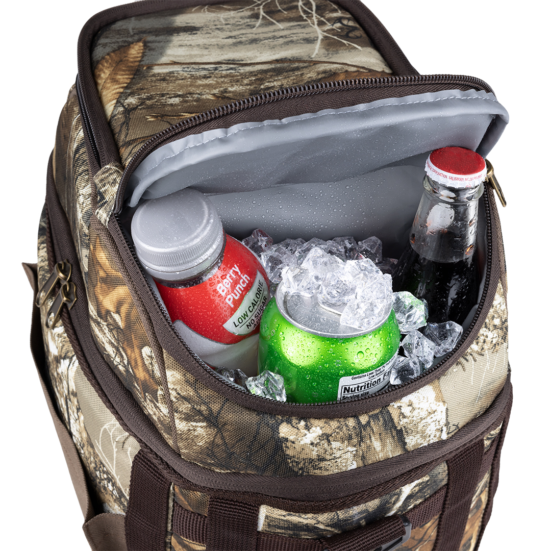 Realtree Edge® Camo Cub 8 Can Cooler 3