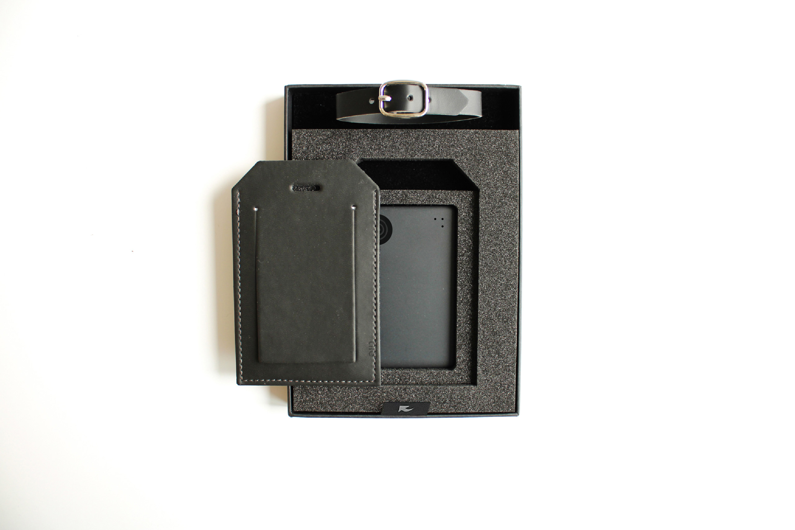 New Tile Slim with Vegan Leather Luggage Tag 4