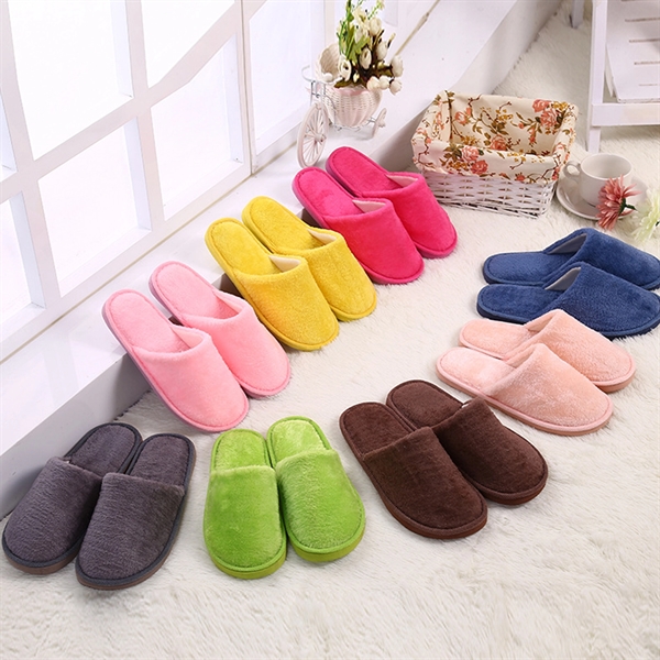 Cozy Fleece Indoor Slipper 1