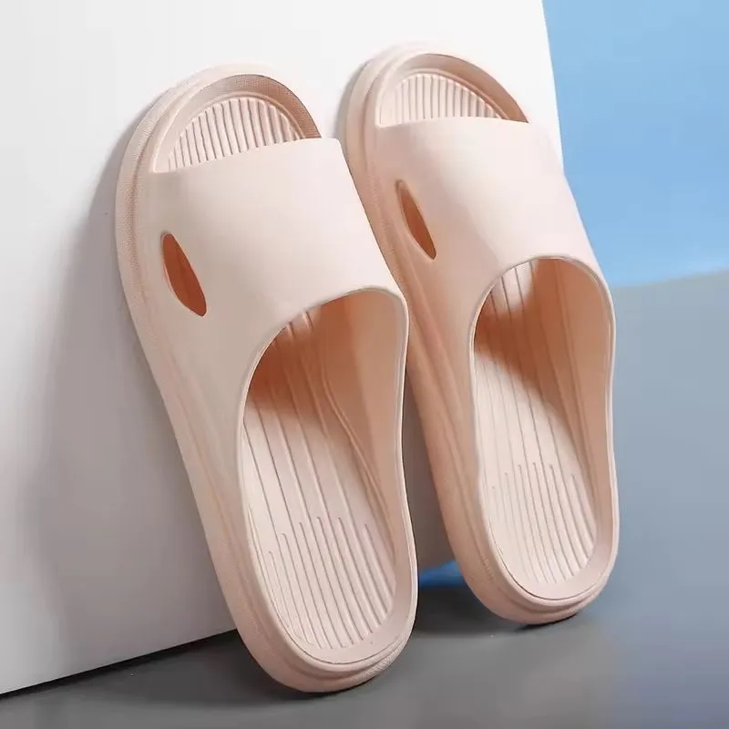 Universal Slipper Sandals 15