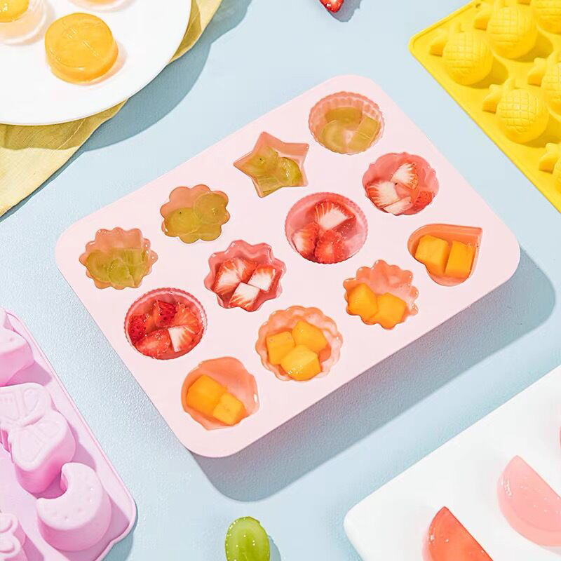 8-Cell Silicone Ice Cream Mold 3