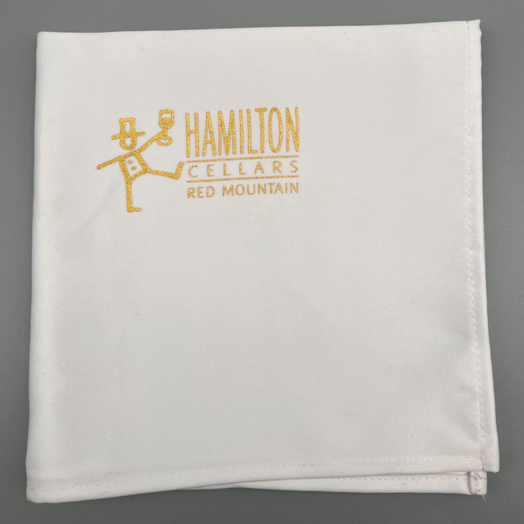 Polyester Dinner Napkins With Hemmed Edges 4