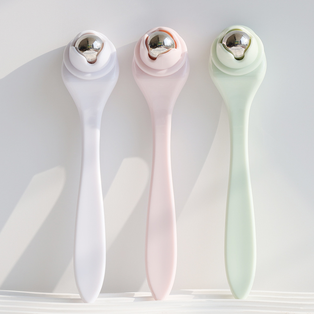 Cascade Under-Eye Roller 2