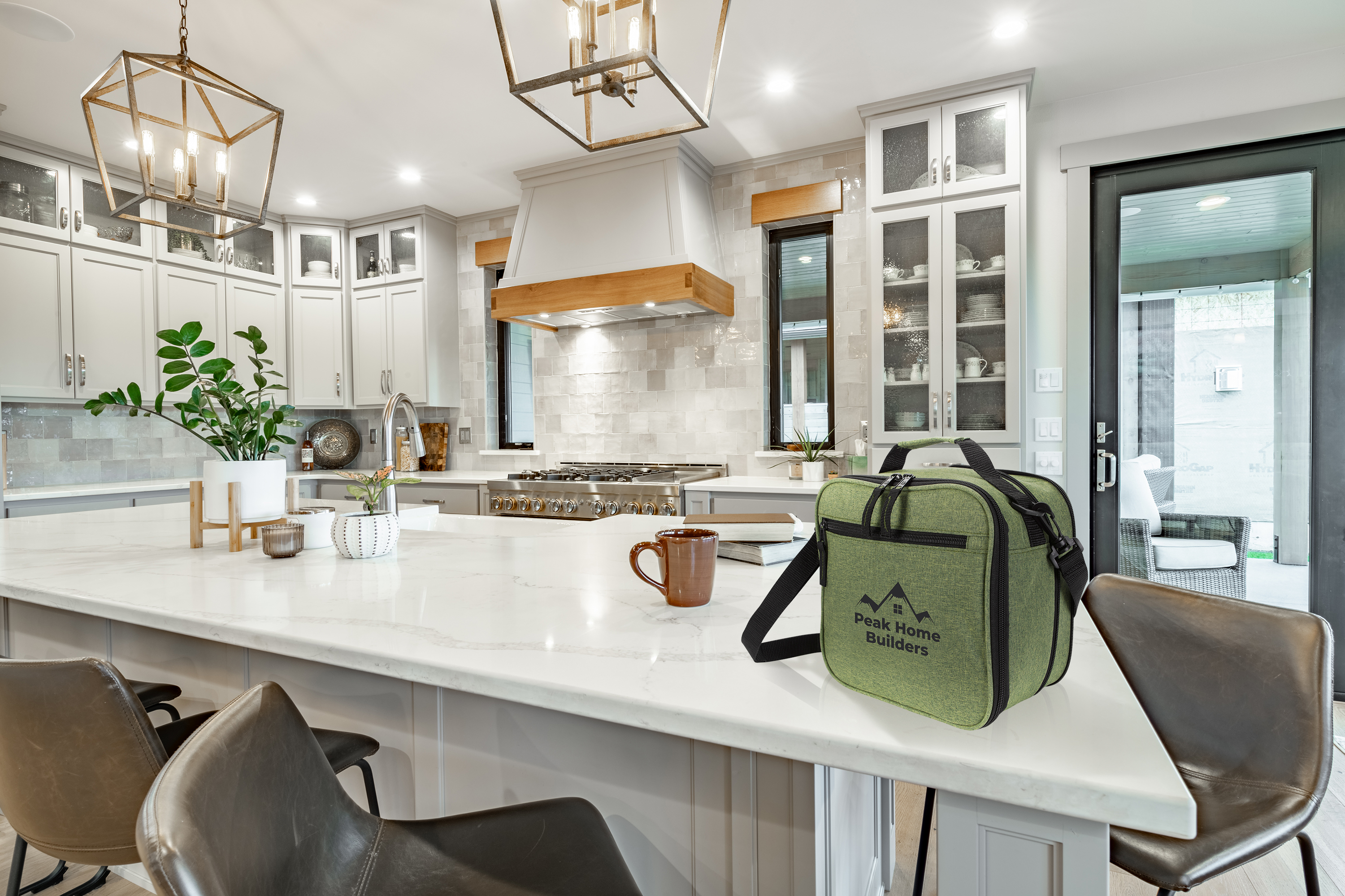 Lunch Break Expandable Lunch Bag