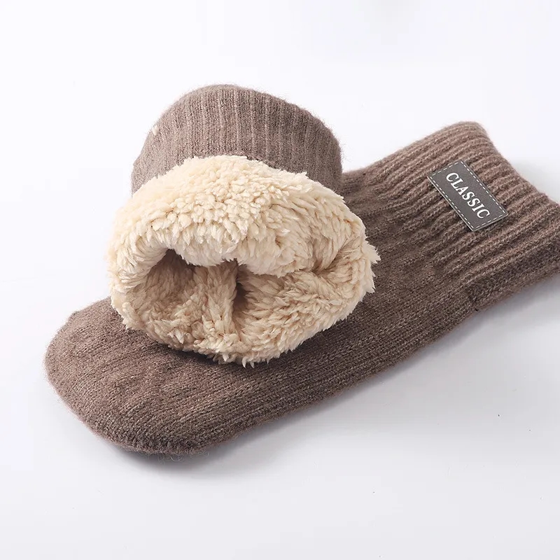 Unisex Woodland Roots73 Knit Mitts 1