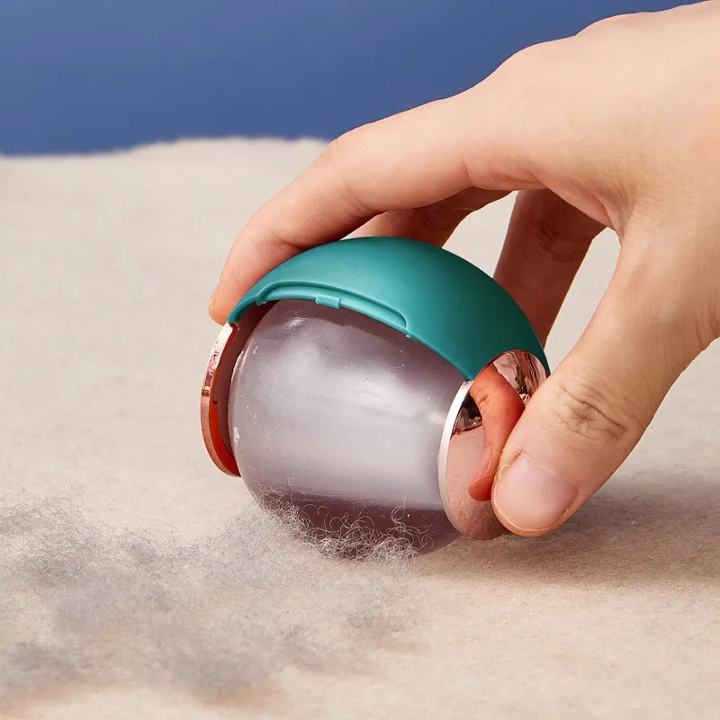 Ball-shaped Pet Hair Cleaner 4