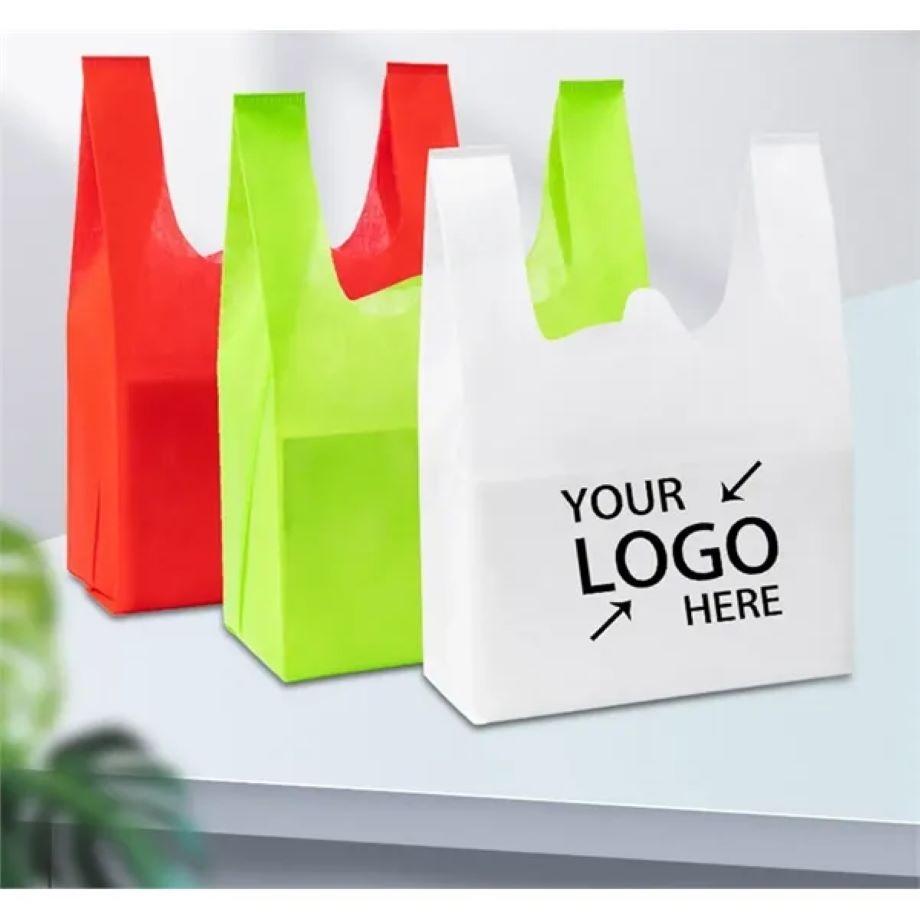 Reusable Durable Non Woven Grocery T Shirt Shopping Bags 1
