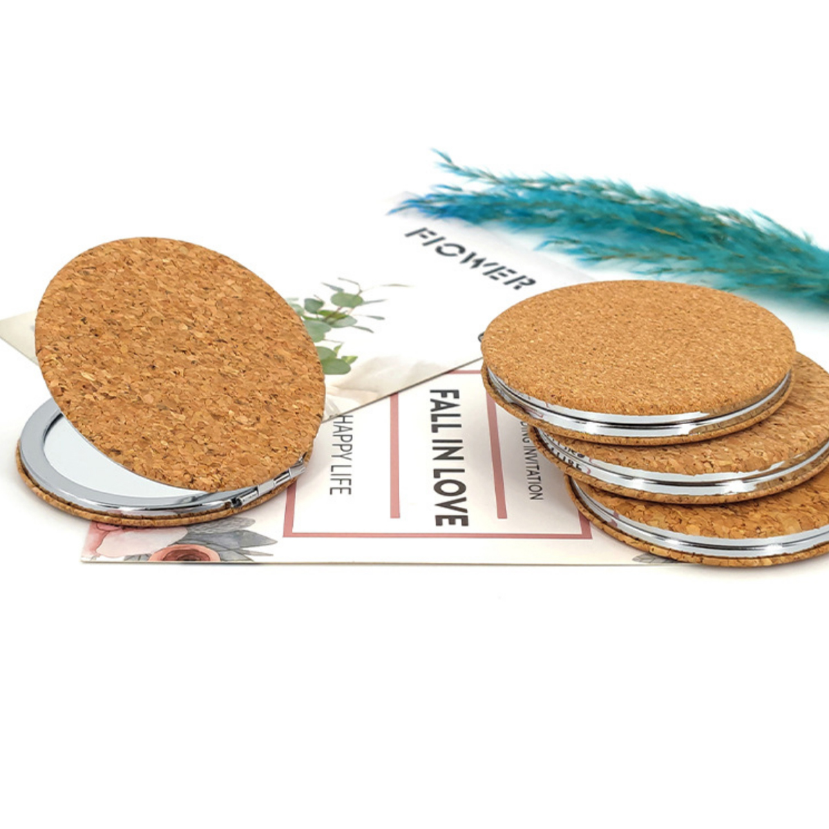 Eco-Friendly Cork Portable Compact Cosmetic Mirror 1