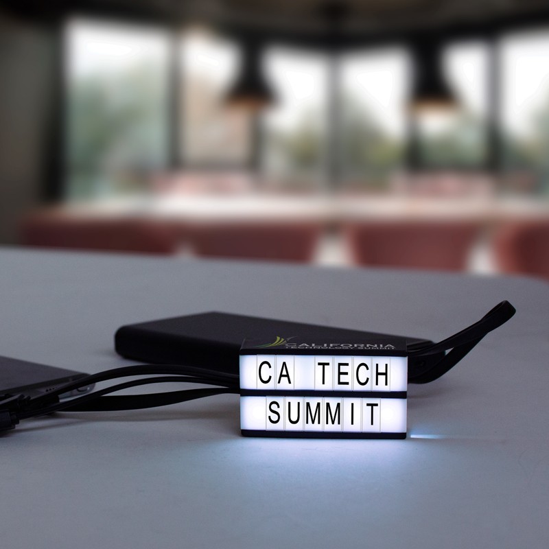 Cinema Lightbox Charging Cable 4