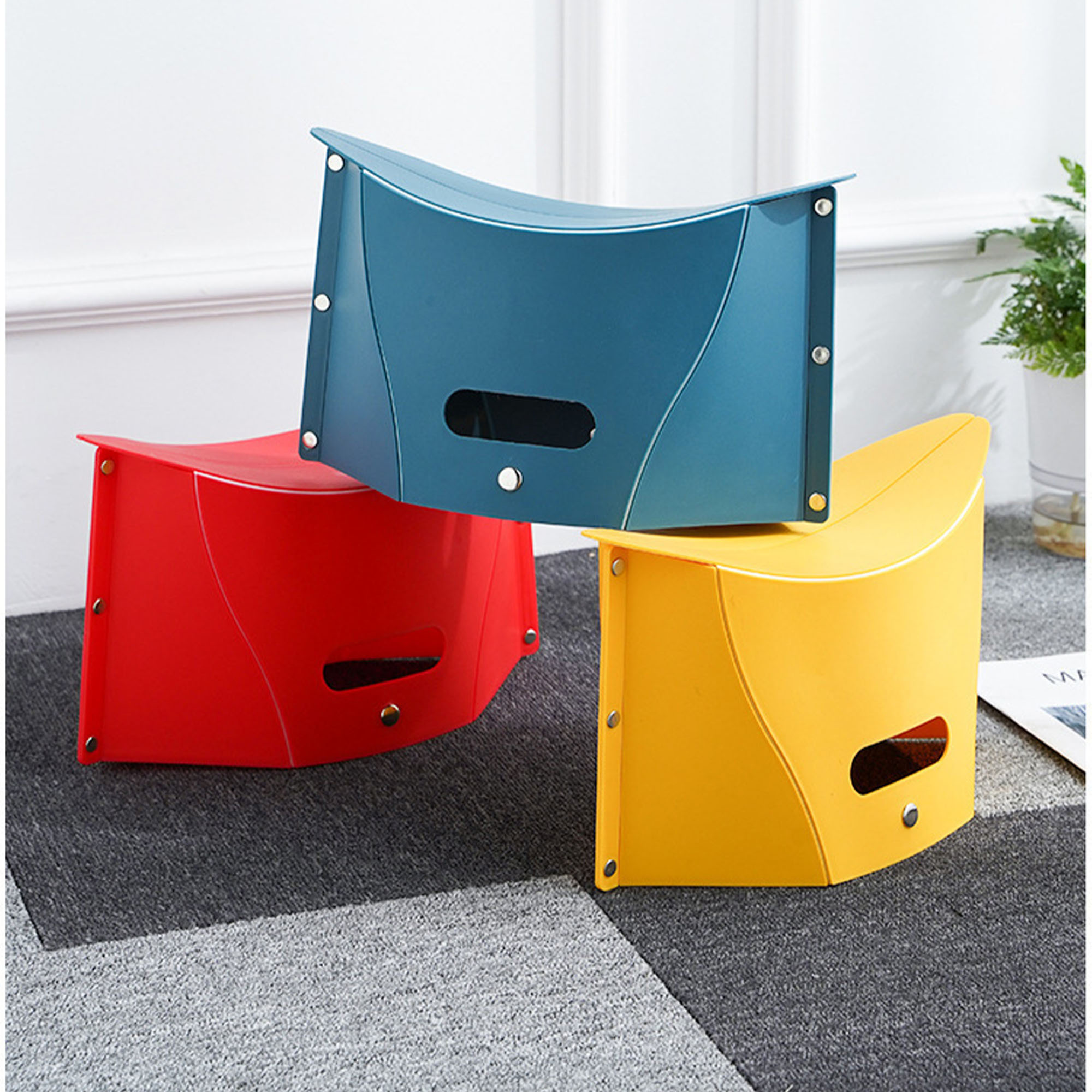 Portable Multifunctional Folding Stool 2