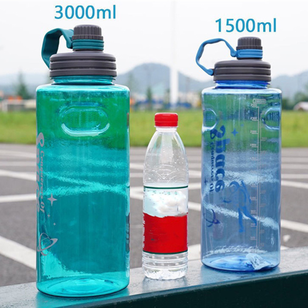 Large Capacity Plastic Space Cup 4