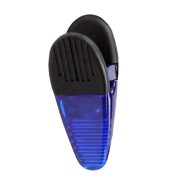 Alligator Clip 1