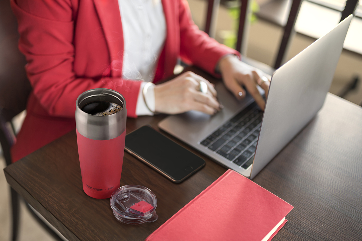 20 Oz. Tied Tumbler Travel Mug 34