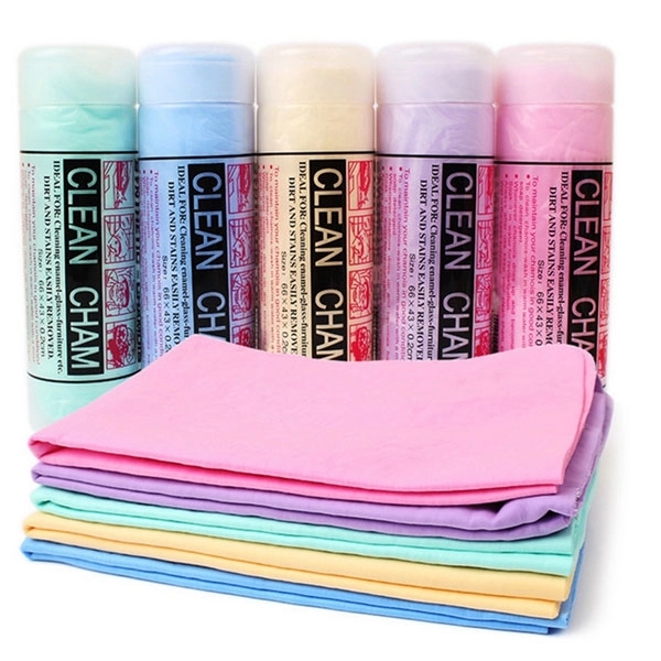 13" x 17" - Chamois Towel with Case 2