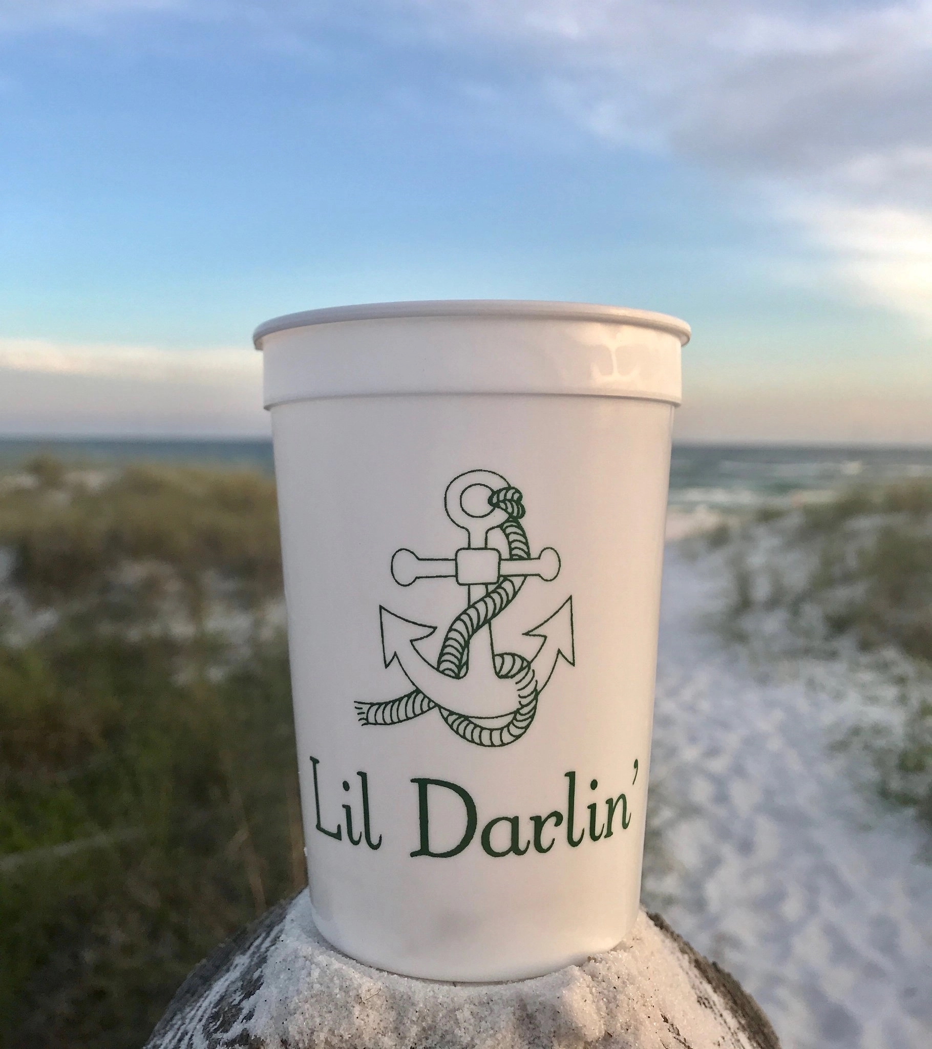 16 oz Reusable Plastic Stadium Cup 4
