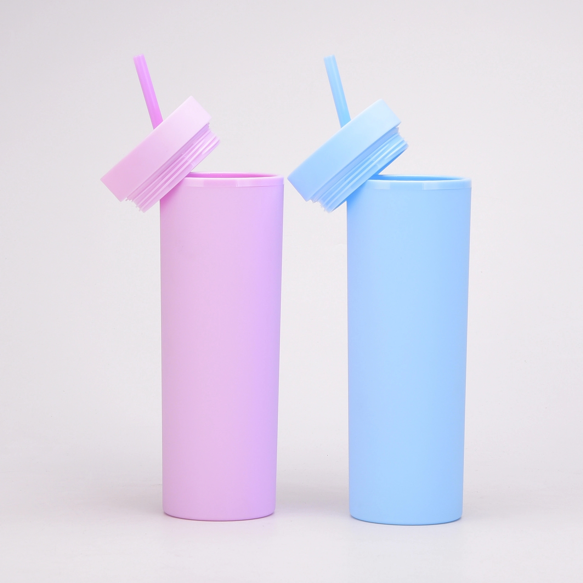 22oz Plastic Cups With Straws 4