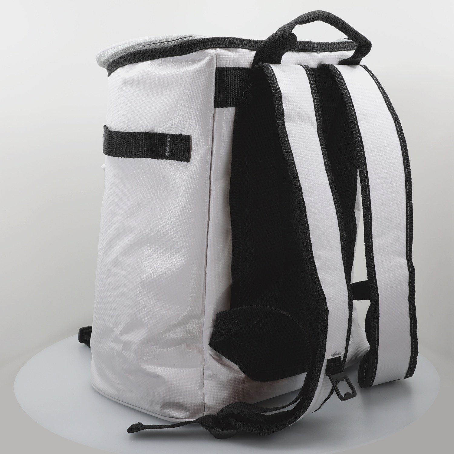Olympus Mid-size Backpack Cooler