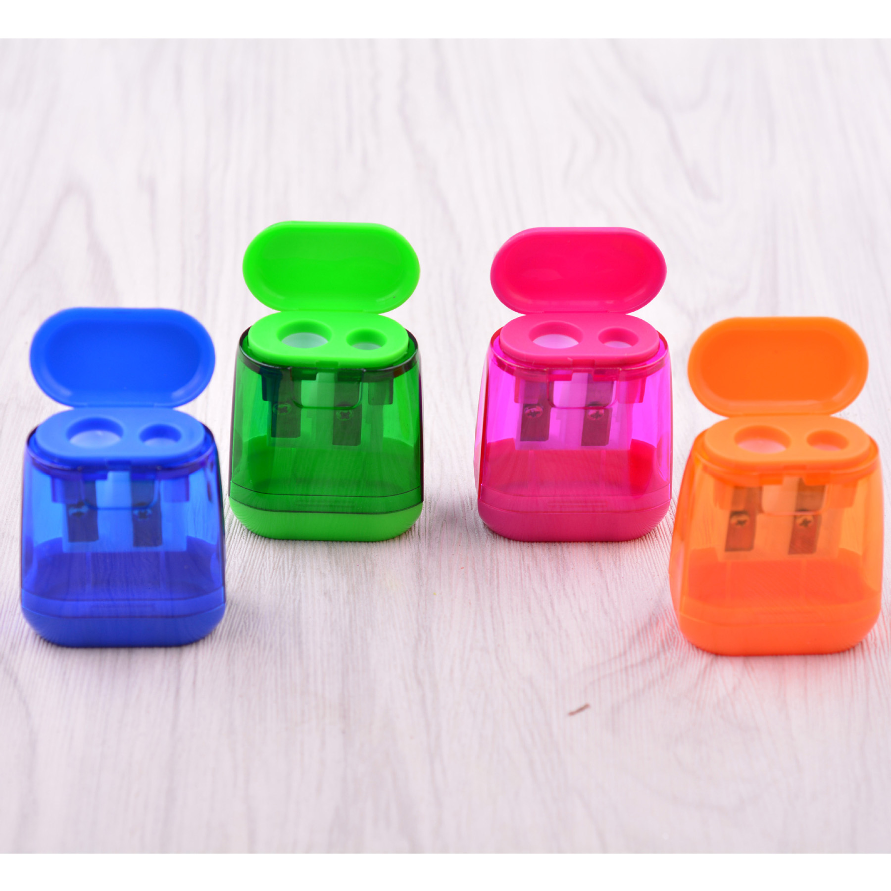 Dual Holes Pencil Sharpeners Manual With Lid 4