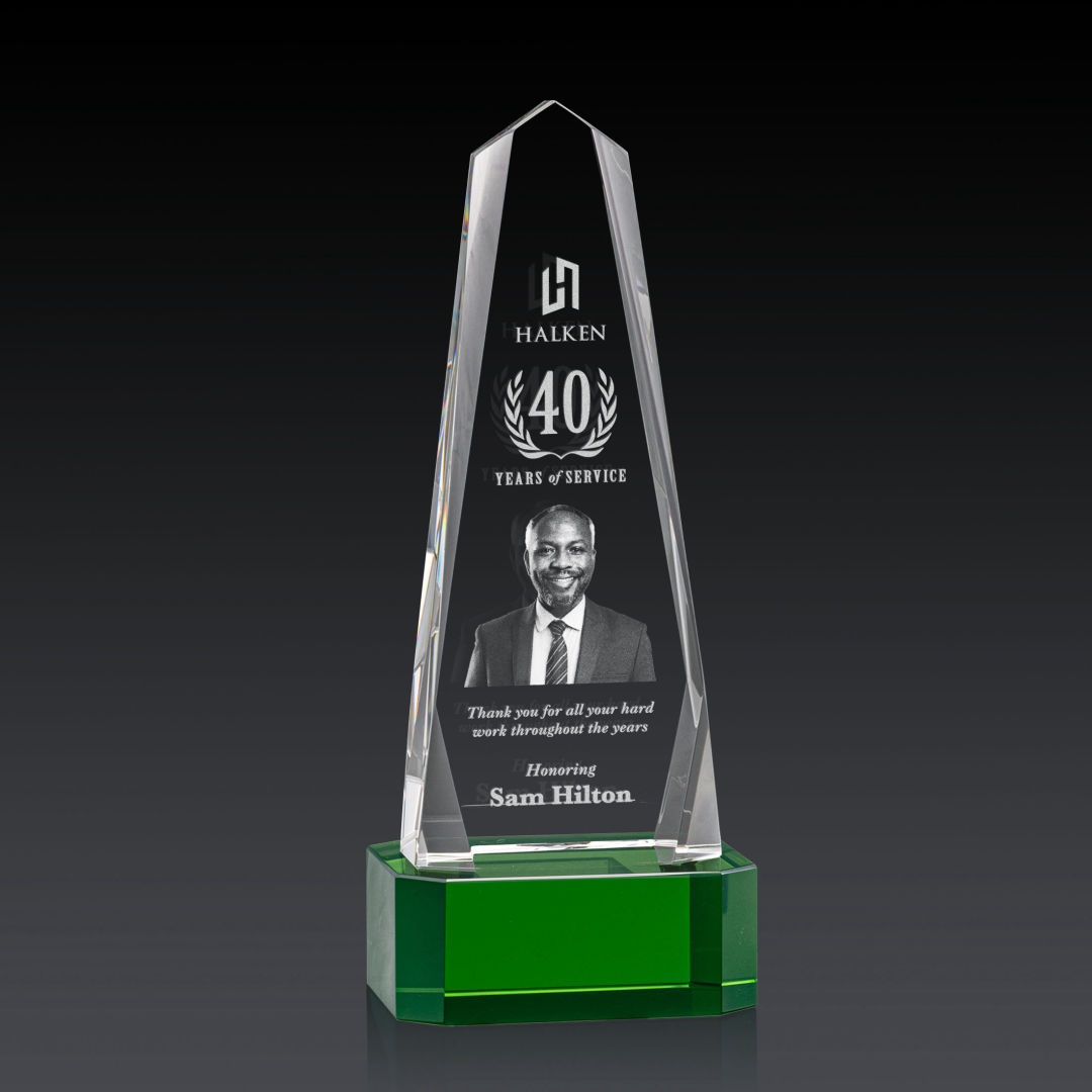 Geneva 3D Award on Base - Green 5