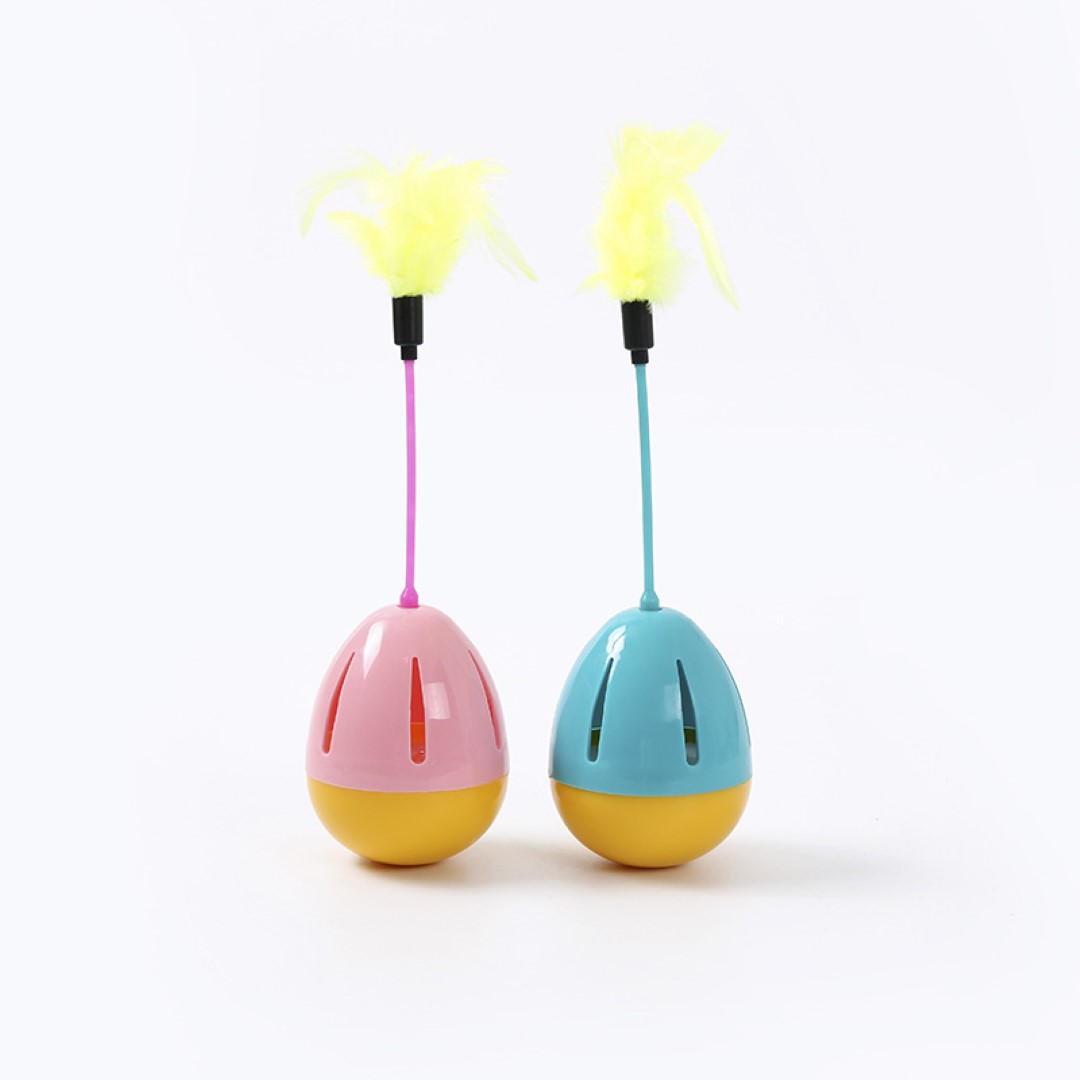 Cat Treat Ball Toy 4