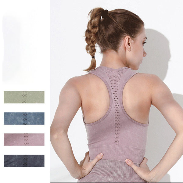 Seamless Women's Yoga Wear 2