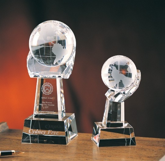 Designer Crystal World on Hand Award 1