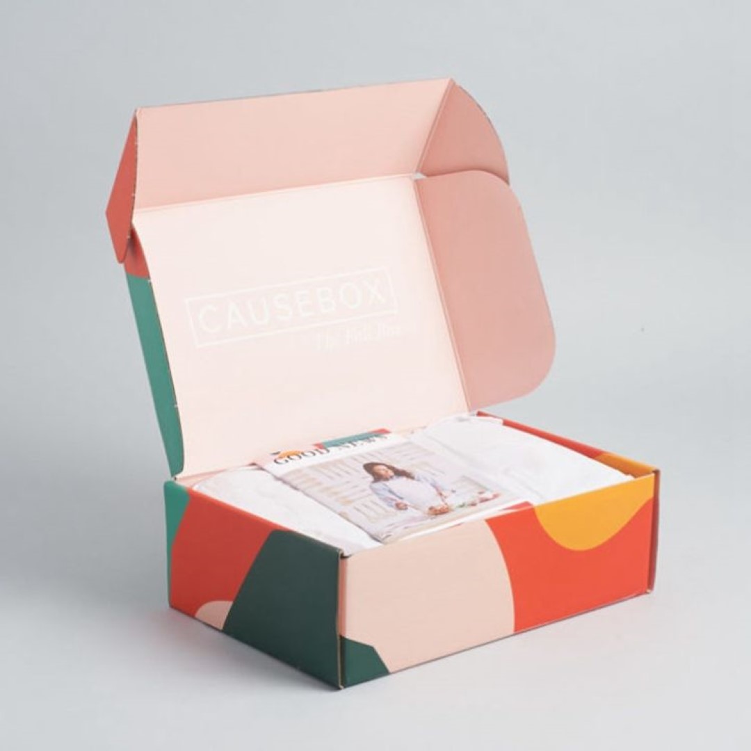 Custom Logo Cardboard Mailer Paper Box 2