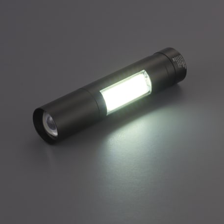 Rechargeable 2200mah Flashlight 111