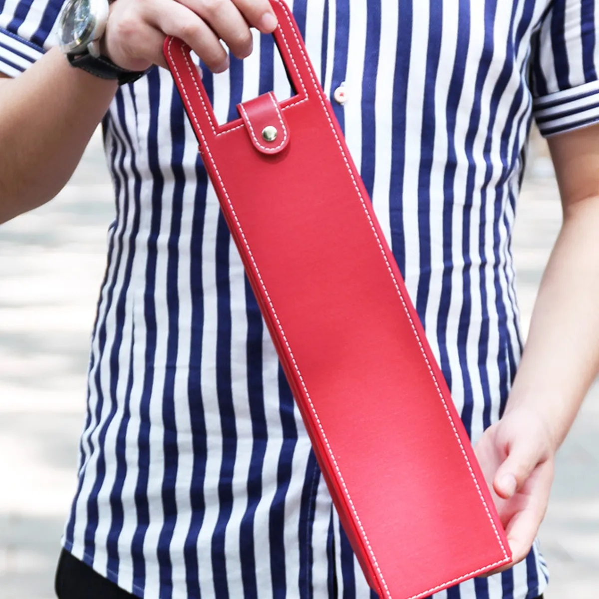 PU Leather Single Bottle Wine Tote With Handle Slot 7