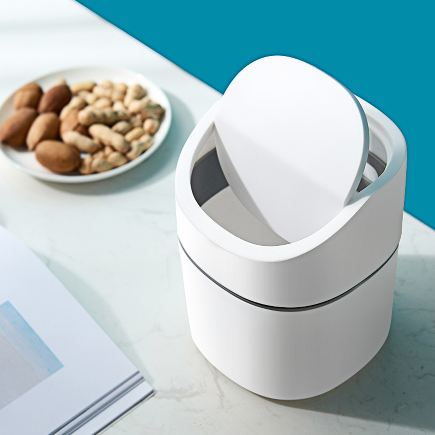 Desktop Trash Can 4