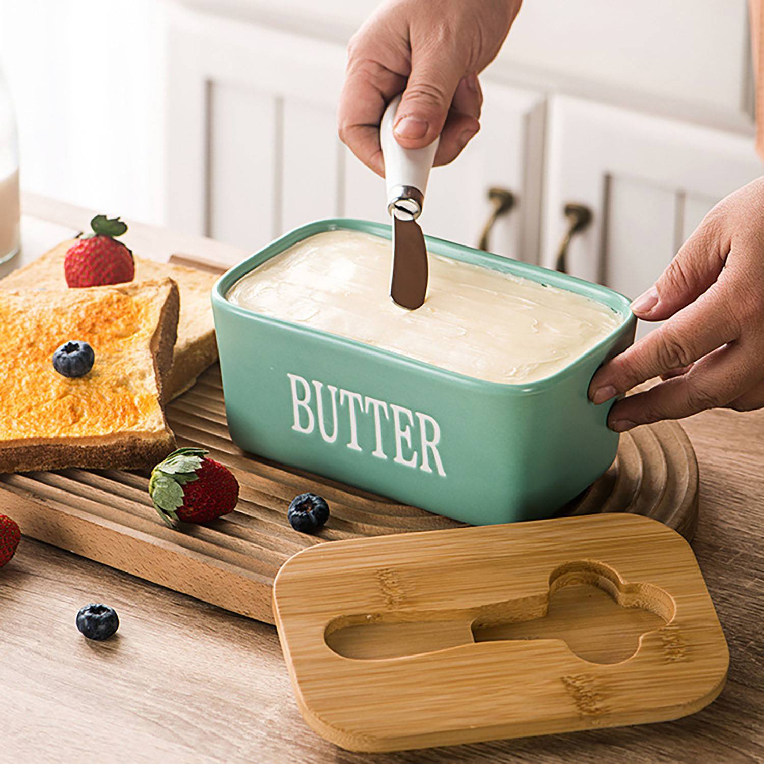 Large Butter Dish with Lid and Knife 12