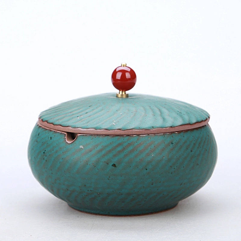 Custom Handmade Ceramic Ashtray With Lid 2