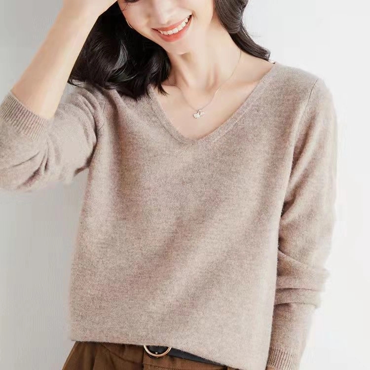 Ladies' V-Neck Sweater 9