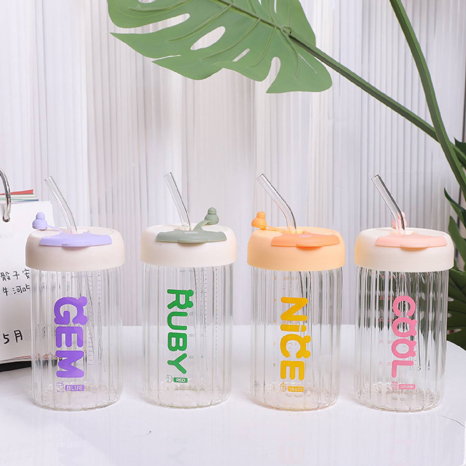Stylish minimalist straw cup glass with sealable lid 4