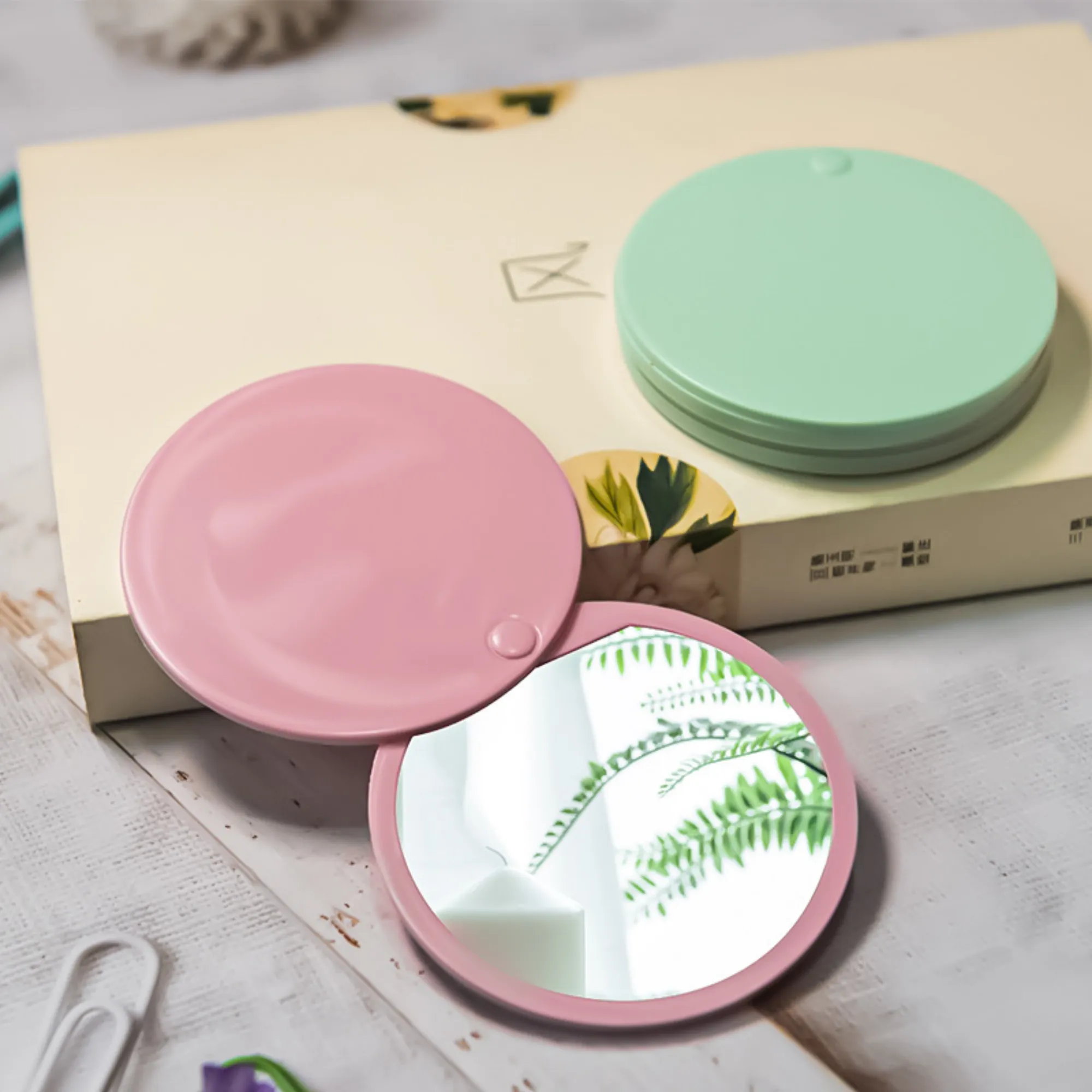 Portable Folding Makeup Mirror 5