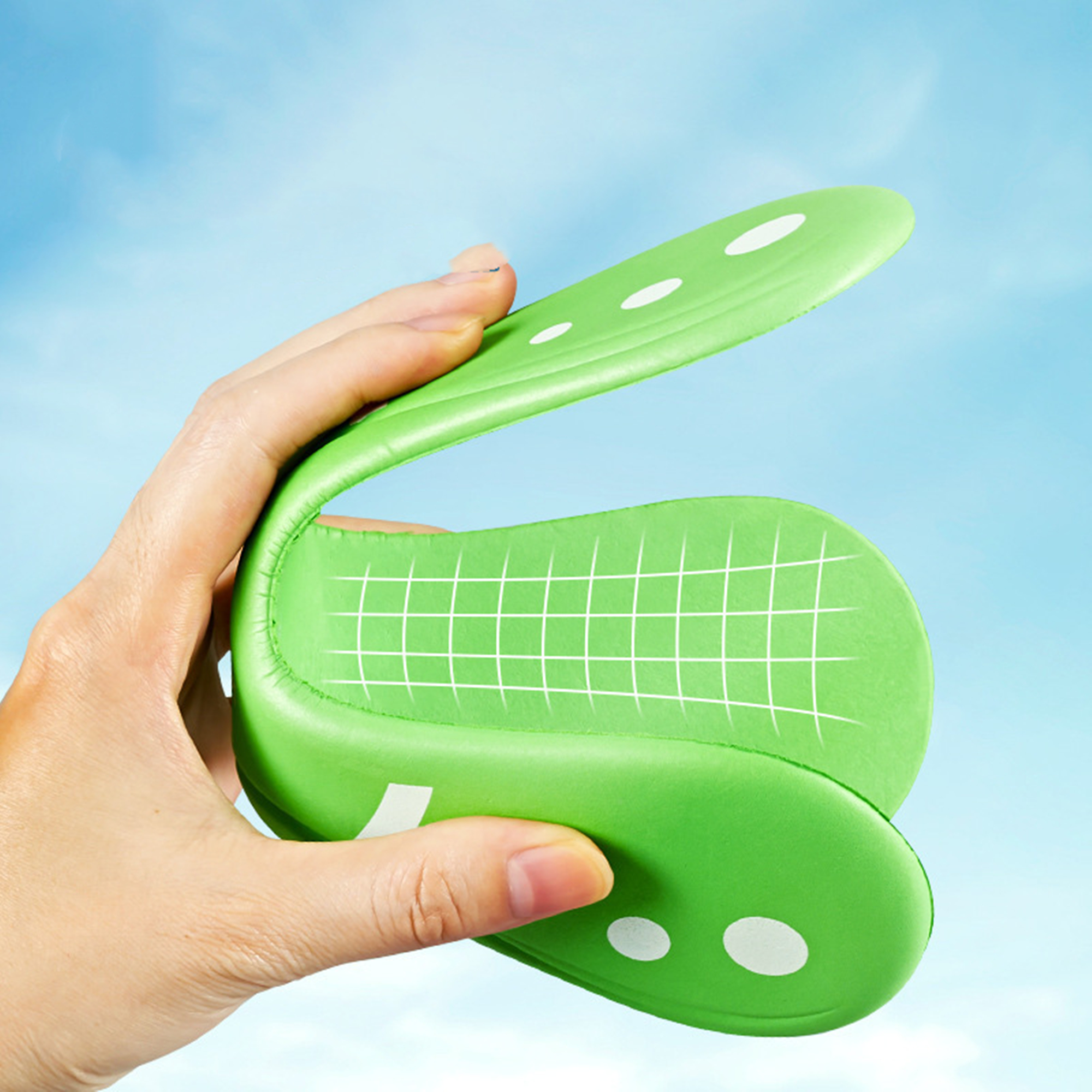 V-Shaped Returning Boomerang 1