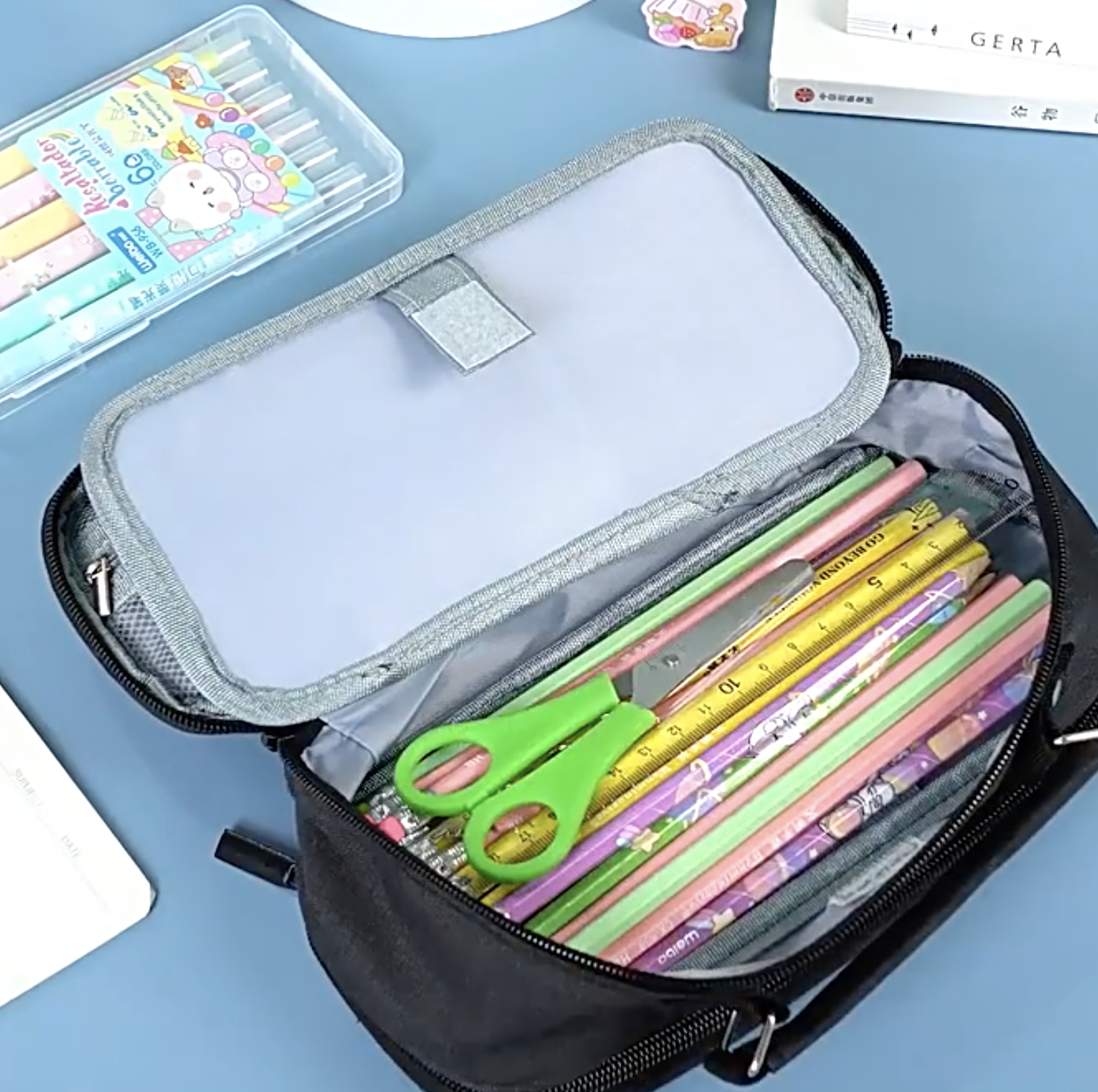 Multifunctional Pencil Bag 2