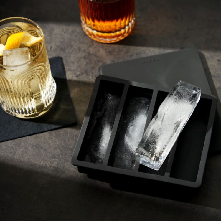 Viski® Highball Ice Cube Tray with Lid 1