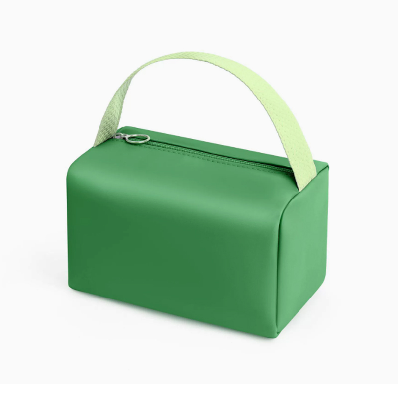 Portable toiletry bag 5